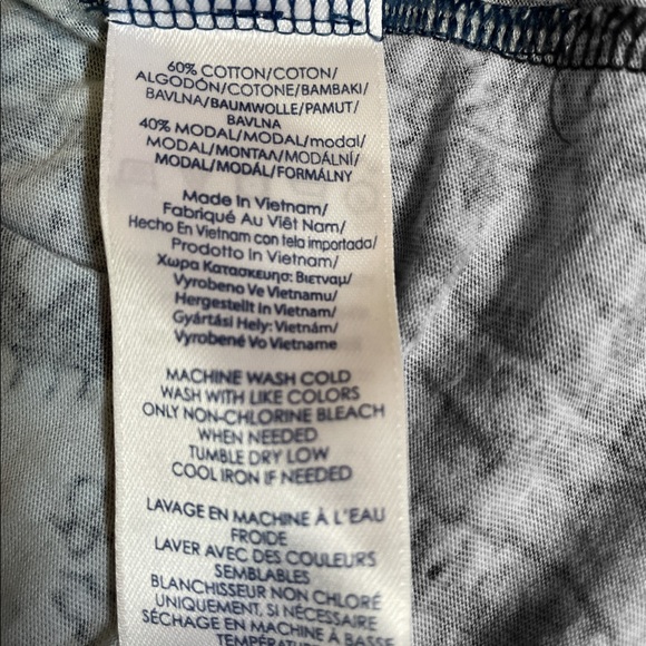 CHAPS Denim Collection Short Sleeve Top - Picture 4 of 5